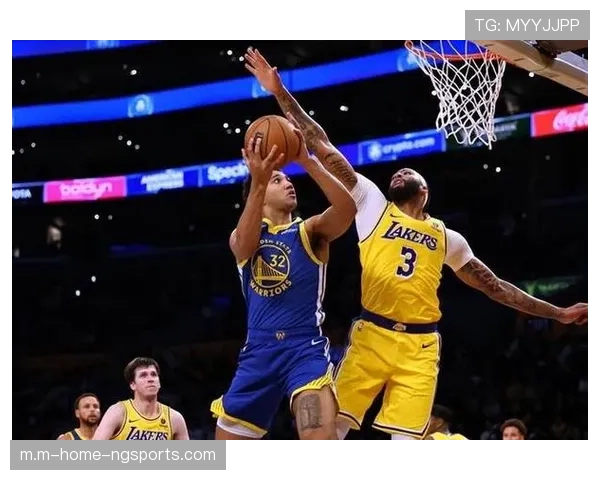 莫布里复出提升骑士防守体系 内线护框能力成东部对决资本 莫布里复出提升骑士防守体系 内线护框能力成东部对决资本